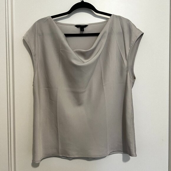 Women's Banana Republic Sleeveless Top - Picture 1 of 5